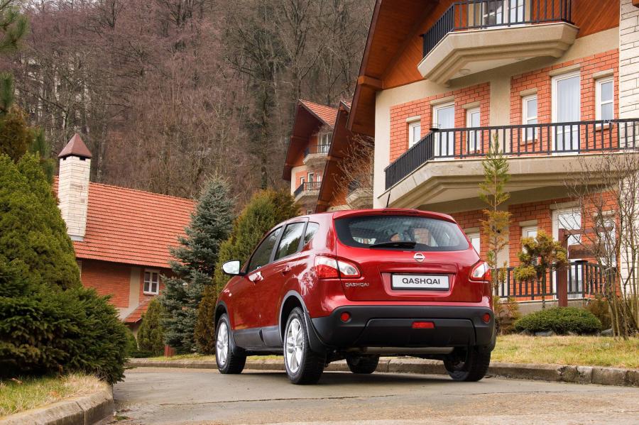 Nissan Qashqai 2010 года  (фото 130 из 204)